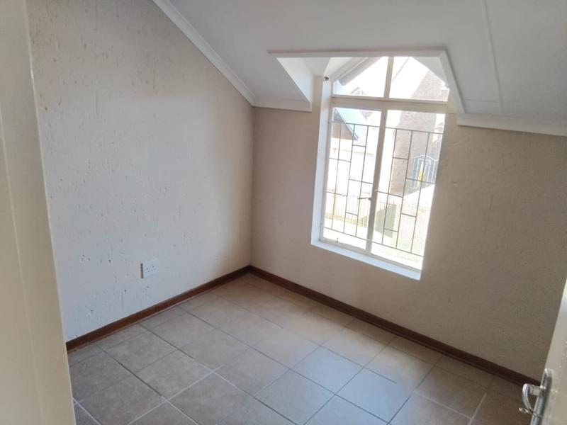 To Let 3 Bedroom Property for Rent in Baillie Park North West